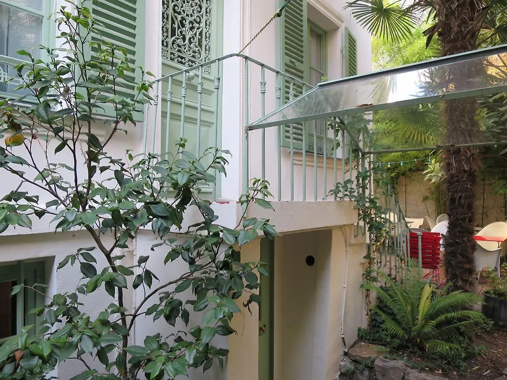 Hotel Eldorado Paris 4*,