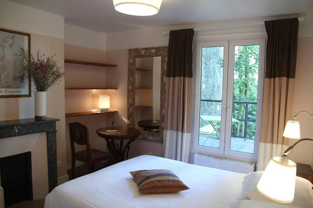 Hotel Eldorado Paris 4*,
